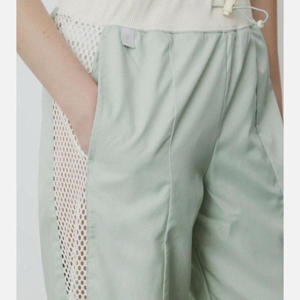 Jordan X WOMENS Bephie Beauty Supply Dusty Sage Track Pants Size Small - Picture 4 of 10